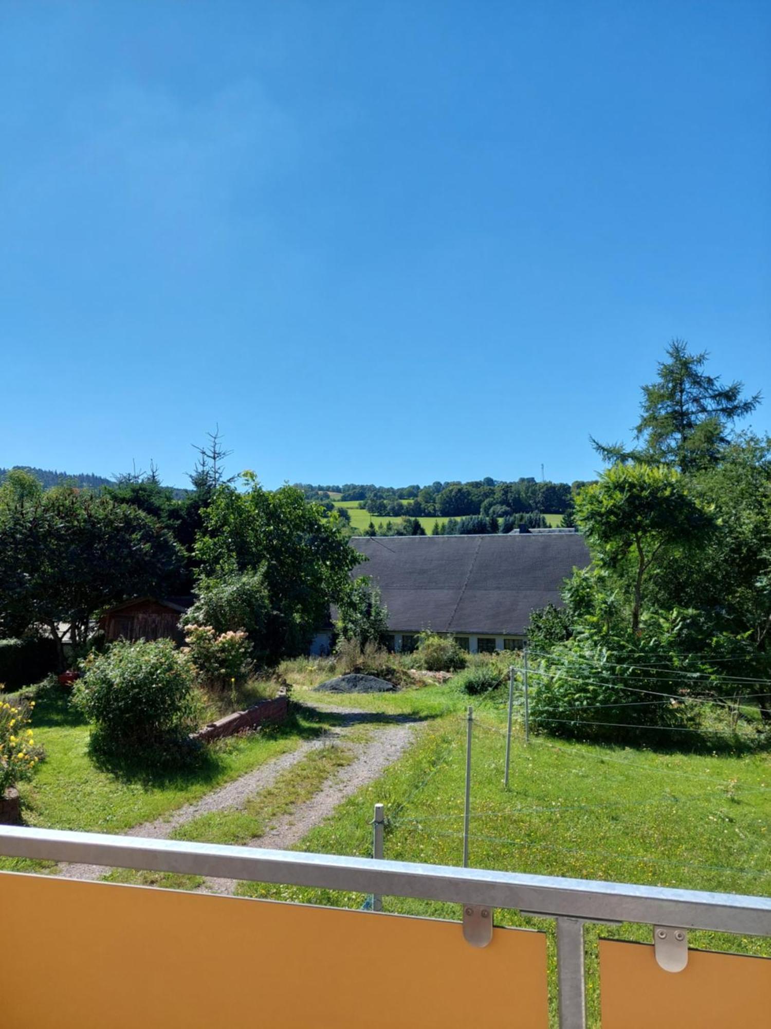 Blick Auf Sachsenhoehe Apartment
